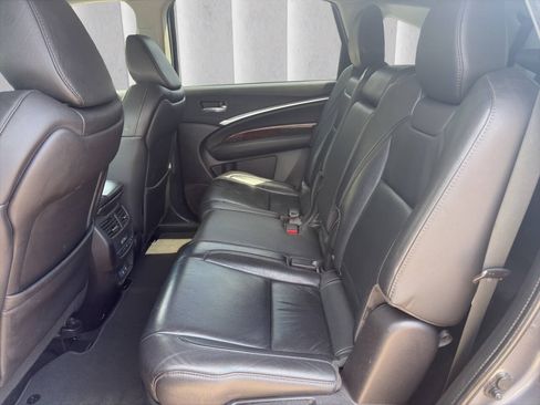 Used 2017 Acura MDX SH-AWD image 18