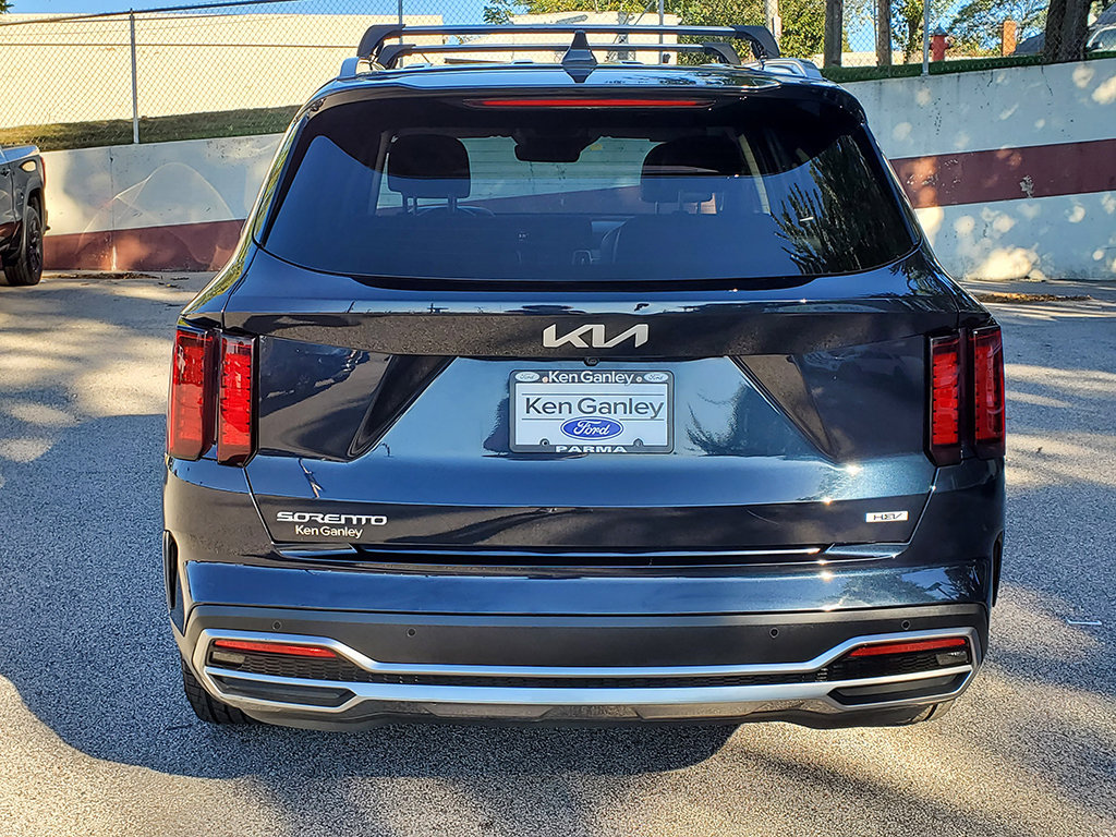 Used 2023 Kia Sorento EX AWD/4WD image 6