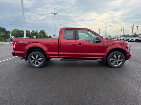 Used 2015 Ford F150 XLT w/ Equipment Group 302A Luxury AWD/4WD image 4
