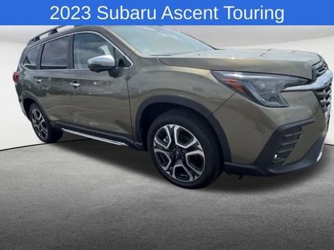 Used 2023 Subaru Ascent Touring AWD/4WD image 2