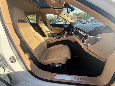 Used 2013 Porsche Panamera image 21