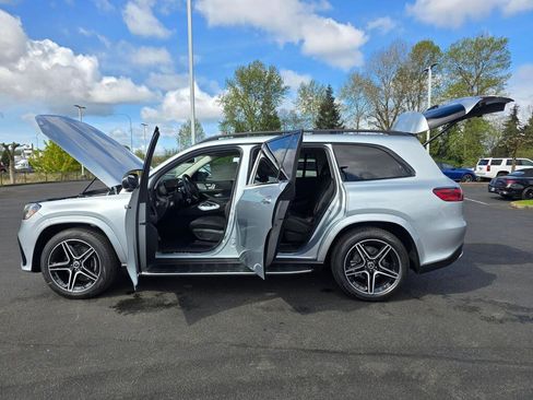 New 2026 Mercedes-Benz GLS 450 4MATIC image 12