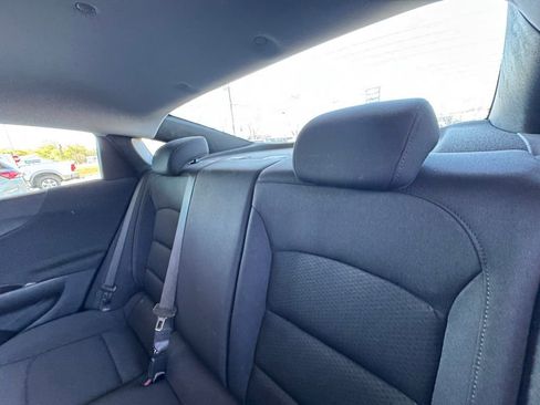 Used 2023 Chevrolet Malibu LS image 20