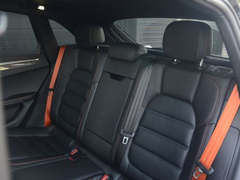 Certified 2024 Porsche Macan GTS AWD/4WD image 31