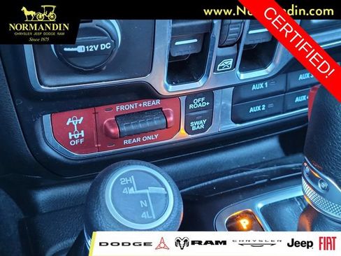 Certified 2026 Jeep Wrangler Unlimited Rubicon AWD/4WD image 13