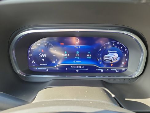 Used 2023 Chevrolet Tahoe High Country image 30