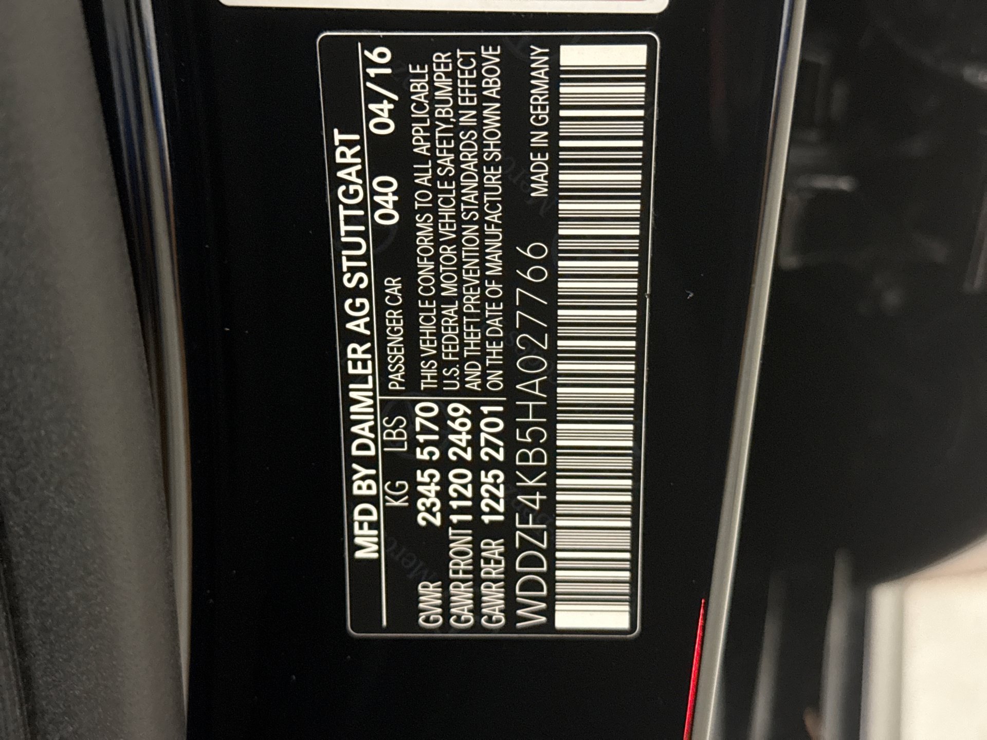 Used 2017 Mercedes-Benz E 300 4MATIC image 25