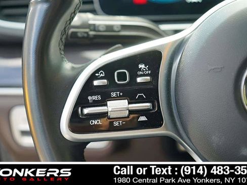 Used 2022 Mercedes-Benz GLS 450 4MATIC image 39