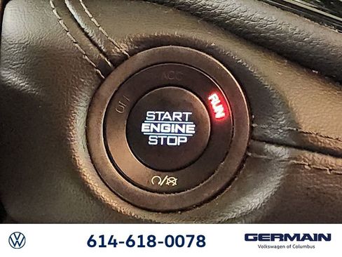 Used 2022 Dodge Durango GT image 37