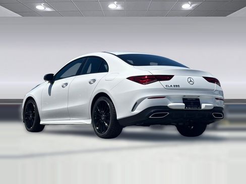 Used 2022 Mercedes-Benz CLA 250 image 3