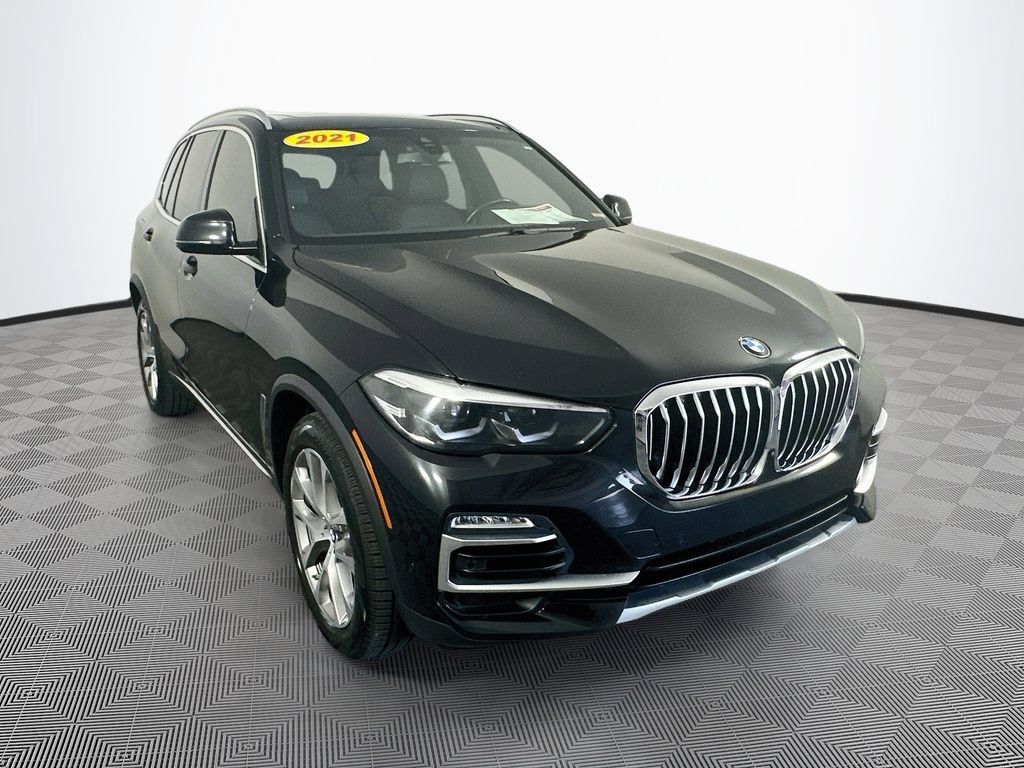 Used 2021 BMW X5 xDrive40i w/ Premium Package AWD/4WD image 2