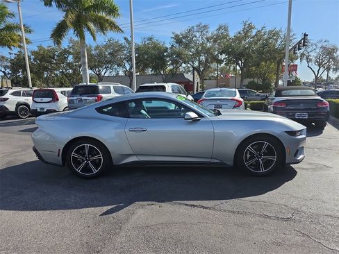 Used 2025 Ford Mustang Premium image 25