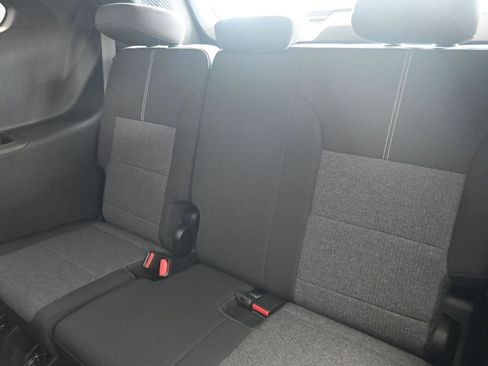 New 2025 GMC Acadia Elevation image 17