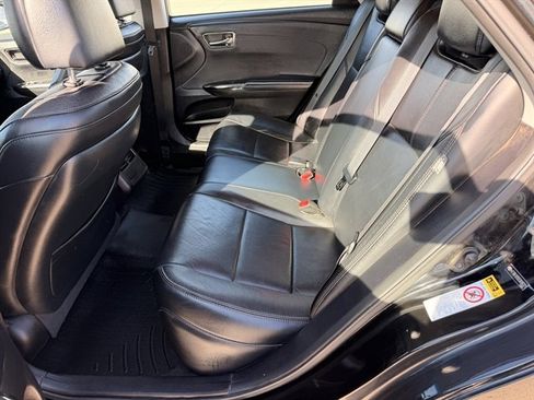 Used 2014 Toyota Avalon XLE Touring image 11