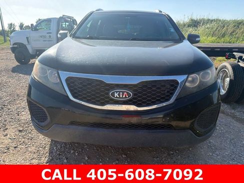 Used 2011 Kia Sorento LX FWD image 6