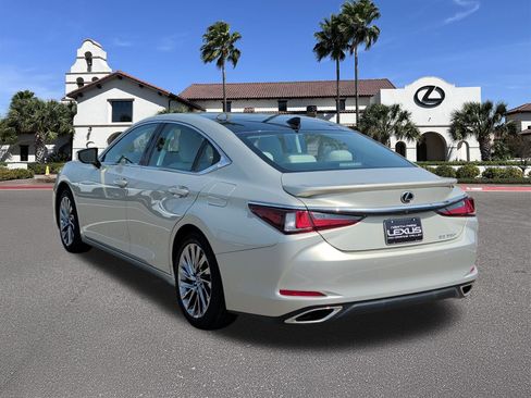 Used 2024 Lexus ES 350 Ultra Luxury w/ Accessory Package (Z2) FWD image 4