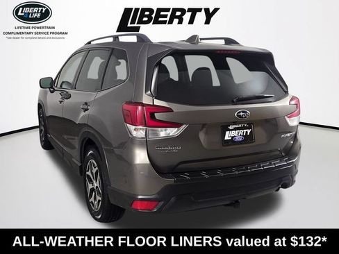 Used 2019 Subaru Forester Premium w/ All-Weather Package AWD/4WD image 5