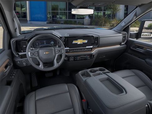 New 2026 Chevrolet Silverado 3500 LT w/ Texas Edition image 15