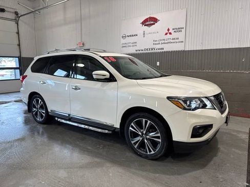 Used 2018 Nissan Pathfinder Platinum w/ Cargo Package AWD/4WD image 1