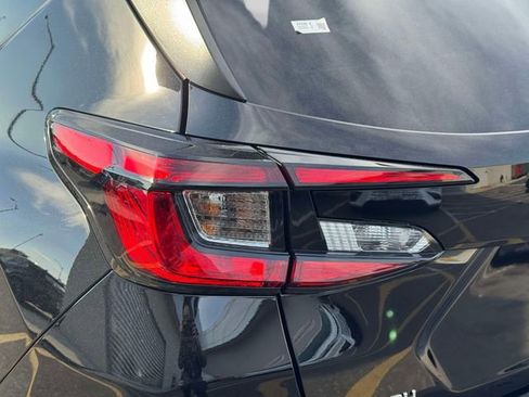 Used 2025 Subaru Crosstrek 2.5i Limited w/ Crosstrek Mirror Package image 15