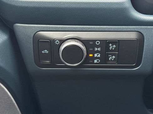 New 2026 Ford Maverick XLT w/ XLT Luxury Package FWD image 29