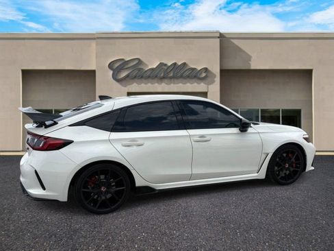 Used 2025 Honda Civic Type R image 3