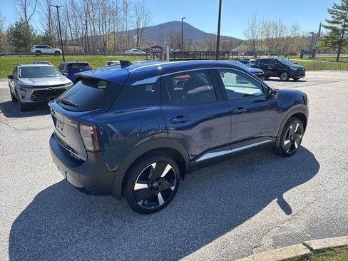 New 2026 Nissan Kicks SR w/ SR Premium Package AWD/4WD image 22