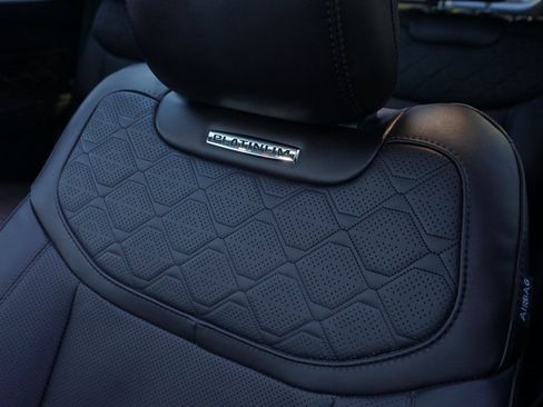 Used 2025 Ford Explorer Platinum w/ Ultimate Package image 11