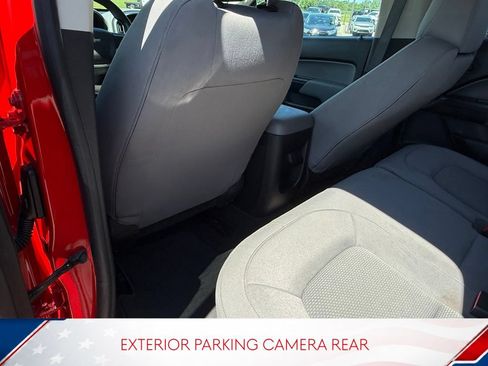 Used 2018 Chevrolet Colorado W/T w/ WT Convenience Package RWD image 9