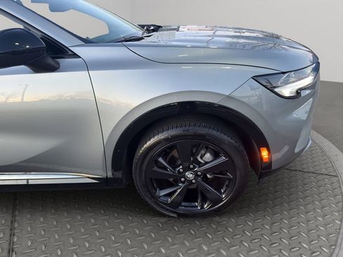 Certified 2023 Buick Envision Preferred w/ Sport Touring Package image 25