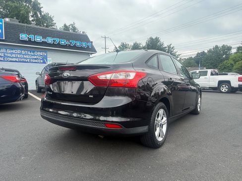 Used 2013 Ford Focus SE w/ SE Winter Pkg FWD image 10