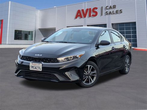 Used 2024 Kia Forte LXS image 1