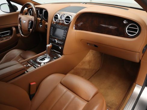 Used 2009 Bentley Continental GT w/ Convenience Specification Pkg image 18