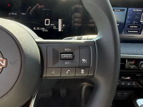 Used 2026 Nissan Kicks SV FWD image 19