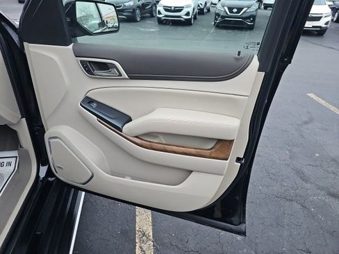 Used 2019 GMC Yukon Denali w/ Denali Ultimate Package image 11