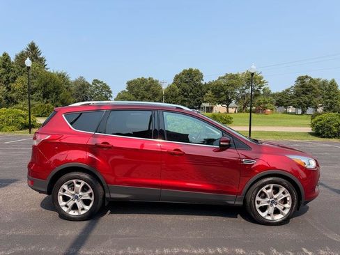 Used 2016 Ford Escape Titanium FWD image 5