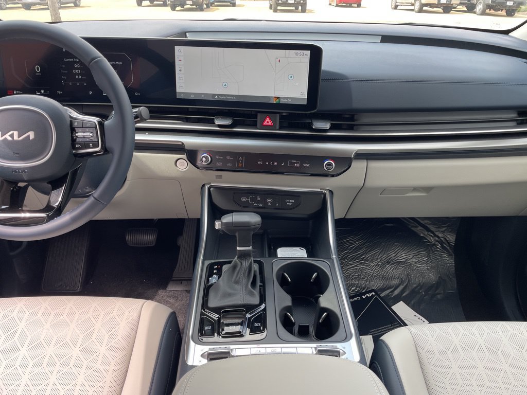 New 2026 Kia Carnival SX w/ SX Dark Edition Package FWD image 12