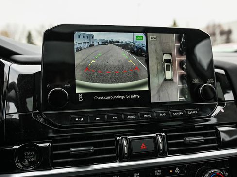 New 2025 Nissan Pathfinder Platinum w/ Lighting Package (N92) image 26