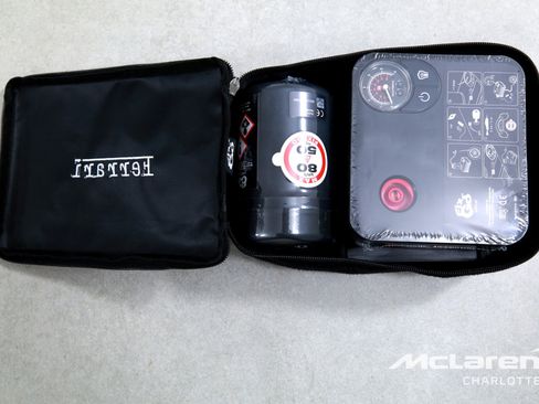 Used 2022 Ferrari SF90 Spider image 28