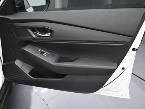 New 2025 Honda Accord SE image 2