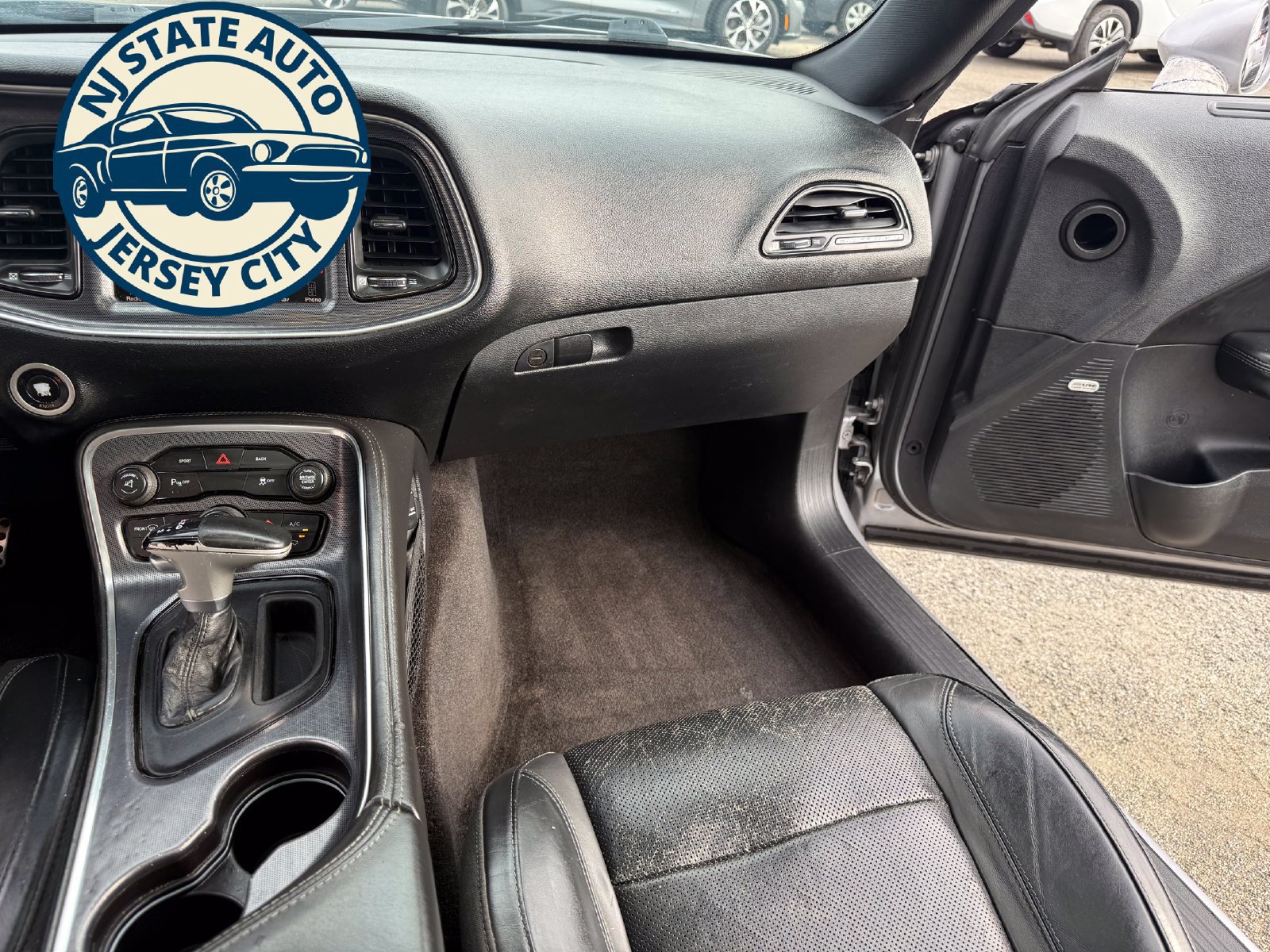 Used 2015 Dodge Challenger SXT Plus RWD image 20