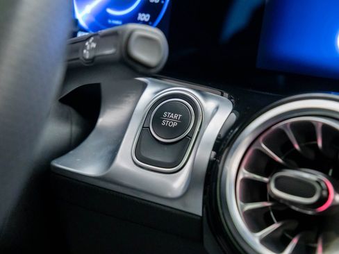 Certified 2024 Mercedes-Benz EQB 250+ image 21