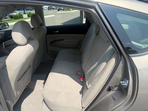 Used 2007 Toyota Prius Touring FWD image 14