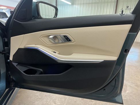 Used 2021 BMW 330i xDrive Sedan w/ Convenience Package image 24