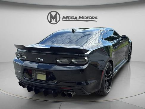 Used 2019 Chevrolet Camaro LT w/ 1LE Track Performance Package RWD image 7