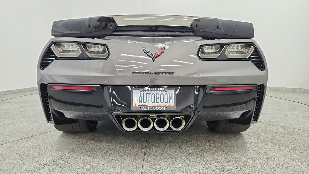 Used 2015 Chevrolet Corvette Z06 w/ 3LZ Preferred Equipment Group RWD image 24