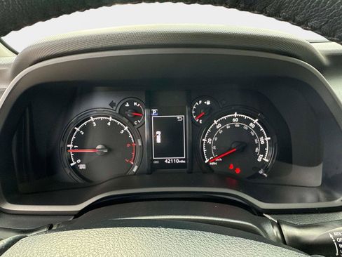 Used 2023 Toyota 4Runner SR5 Premium w/ Moonroof Package image 28