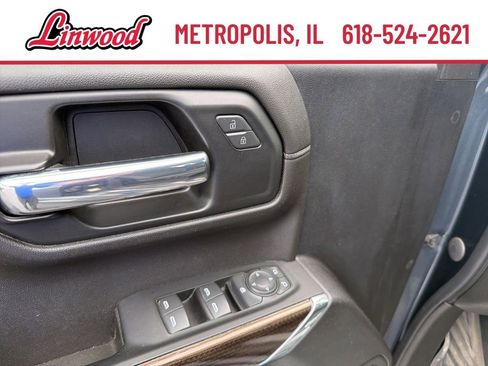 Used 2022 Chevrolet Silverado 1500 LT AWD/4WD image 14