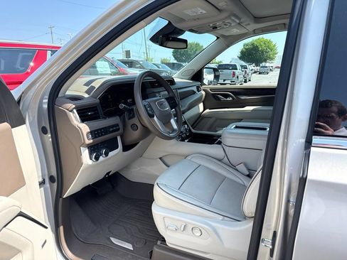 Certified 2024 GMC Yukon Denali AWD/4WD image 9