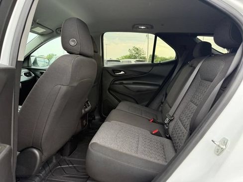 Used 2024 Chevrolet Equinox LT w/ LPO, Floor Liner Package FWD image 10